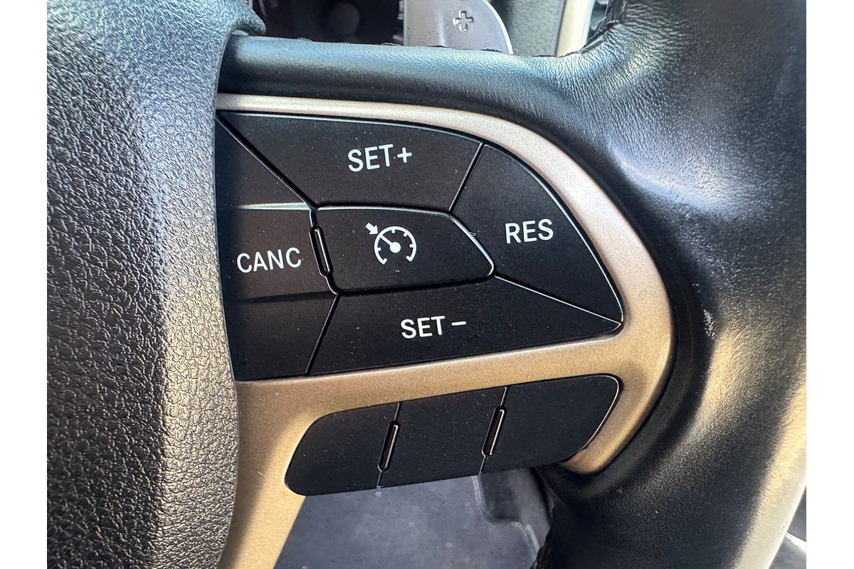 2013 Jeep Grand Cherokee Laredo WK