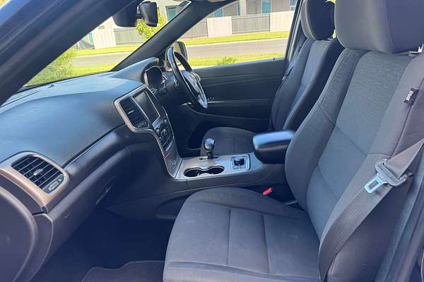 2013 Jeep Grand Cherokee Laredo WK