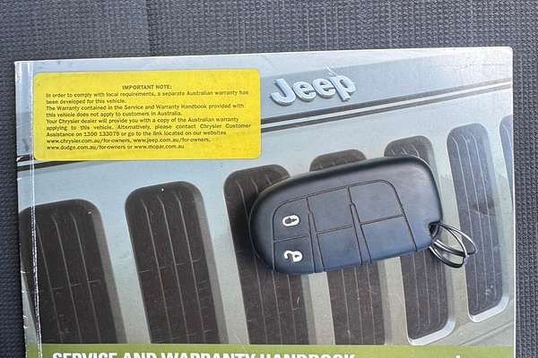 2013 Jeep Grand Cherokee Laredo WK