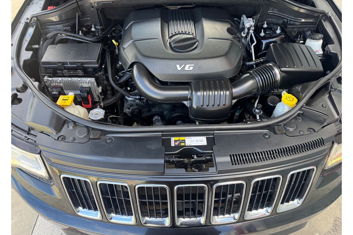 2013 Jeep Grand Cherokee Laredo WK
