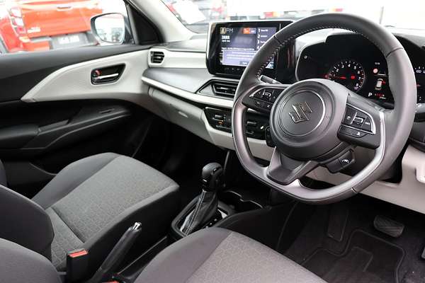 2024 Suzuki Swift Hybrid Plus UZ