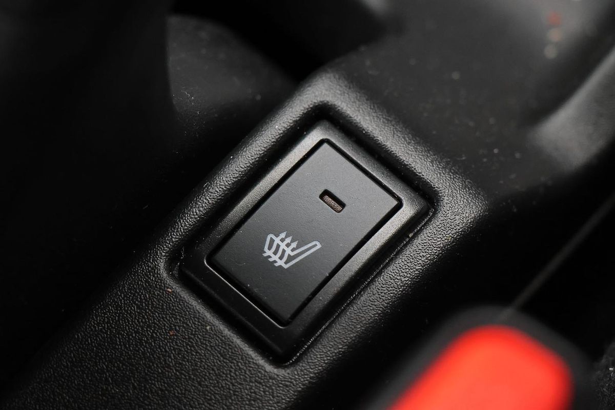 2024 Suzuki Swift Hybrid Plus UZ