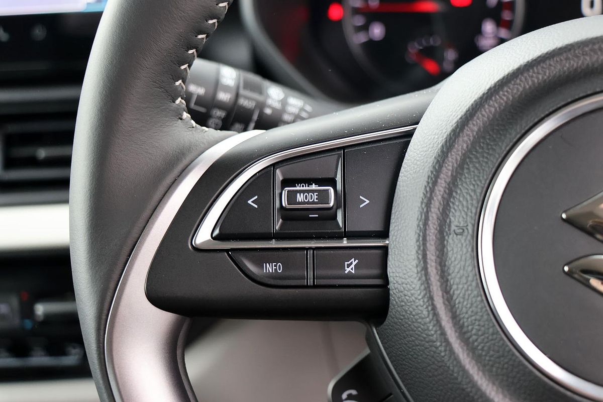 2024 Suzuki Swift Hybrid Plus UZ
