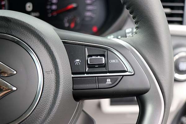 2024 Suzuki Swift Hybrid Plus UZ