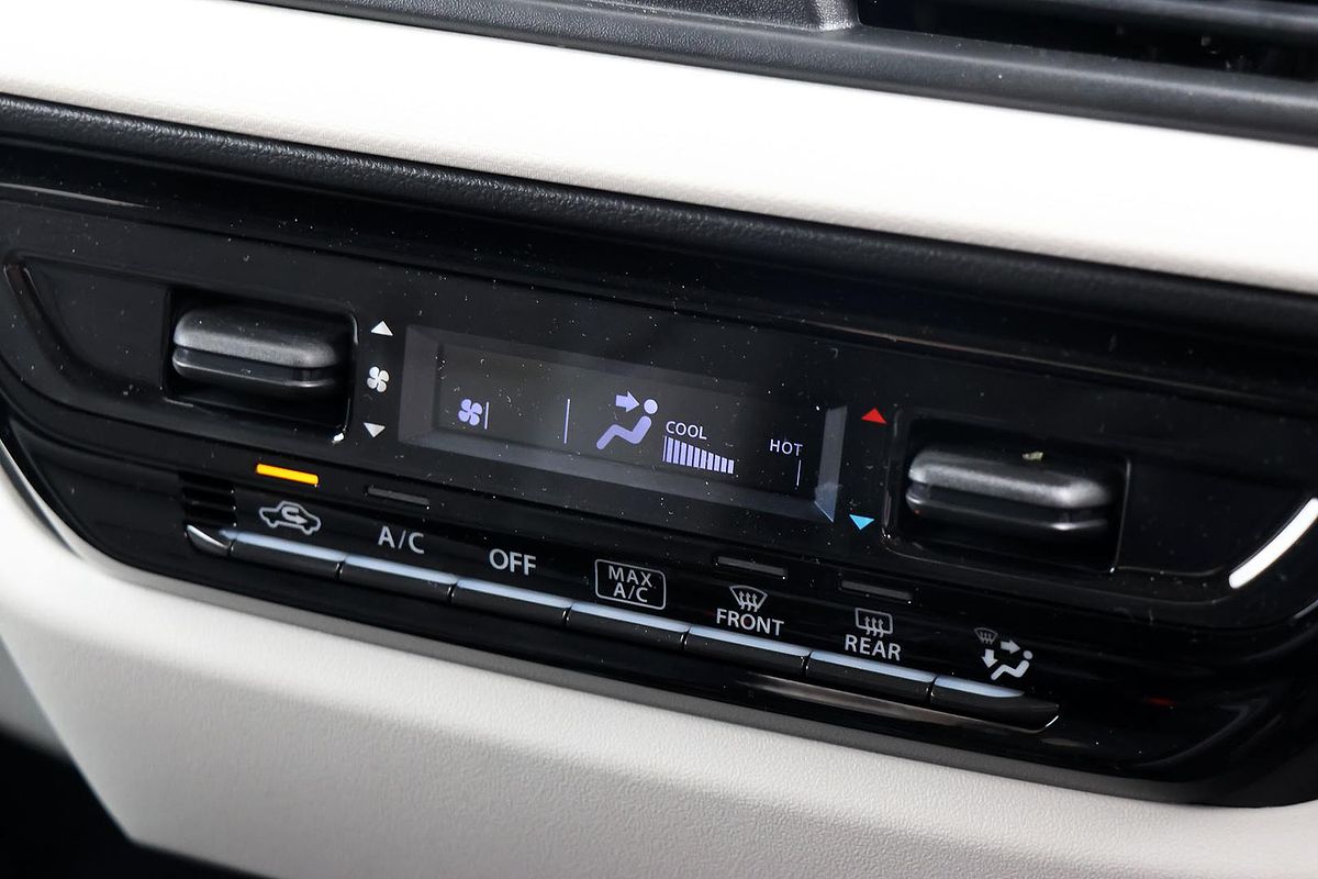 2024 Suzuki Swift Hybrid Plus UZ