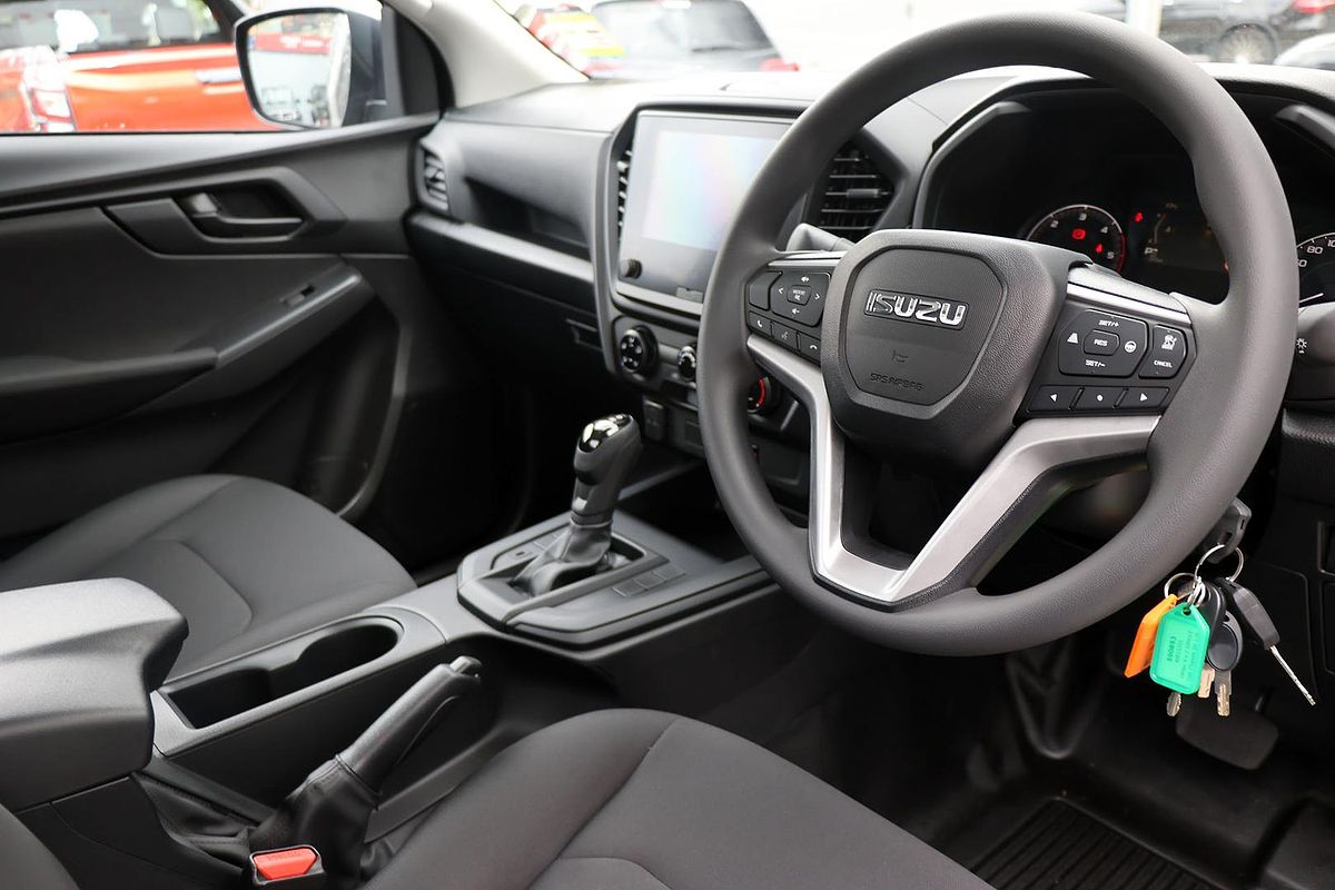 2024 Isuzu D-MAX SX High Ride Rear Wheel Drive