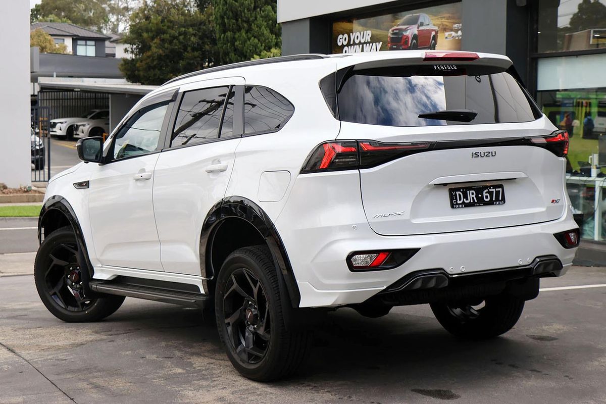 2025 Isuzu MU-X X-TERRAIN