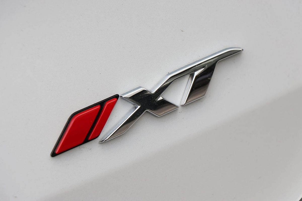 2025 Isuzu MU-X X-TERRAIN