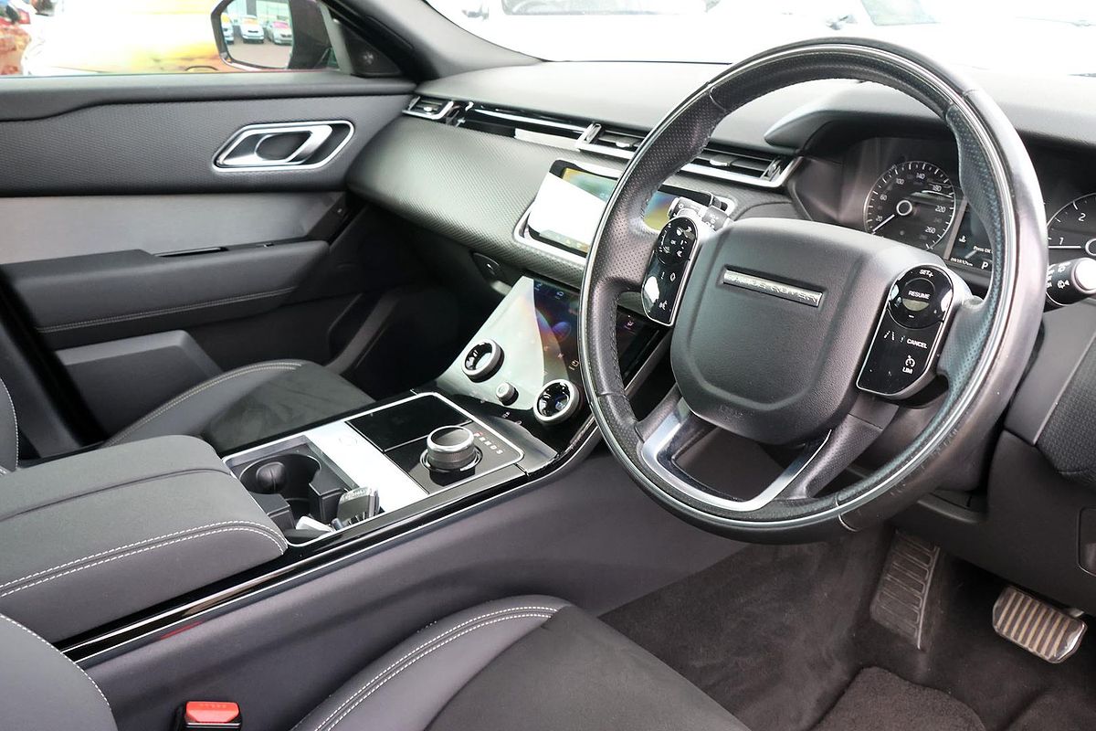 2017 Land Rover Range Rover Velar D240 L560