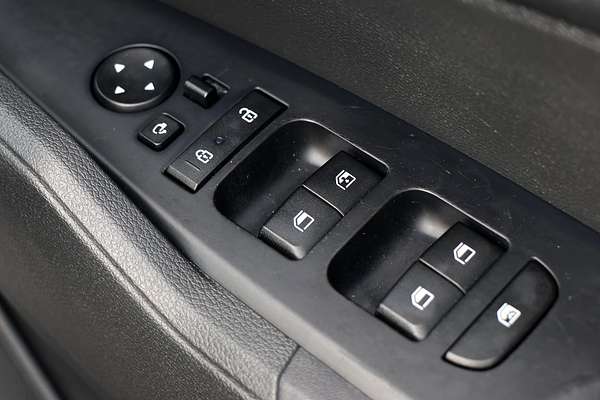 2022 Kia Sportage S NQ5