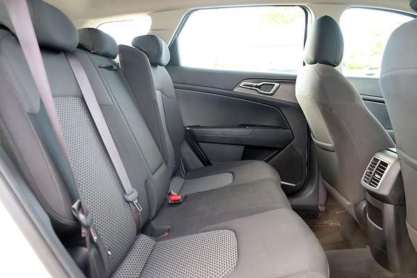 2022 Kia Sportage S NQ5
