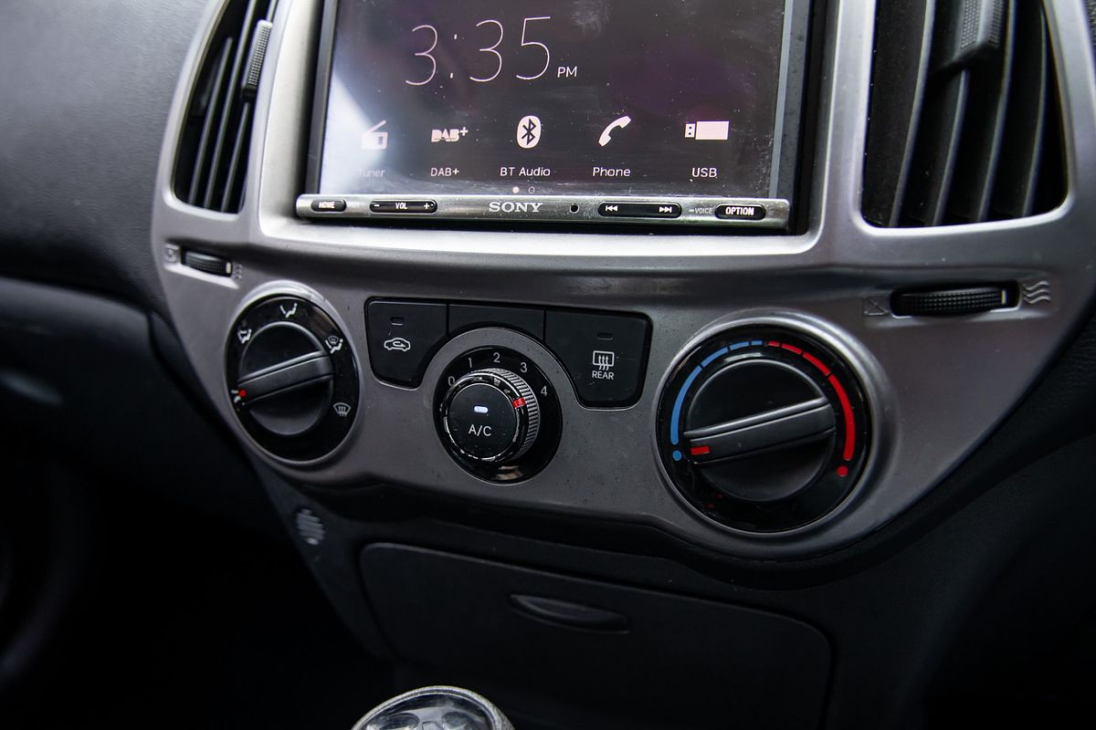2015 Hyundai i20 Active PB