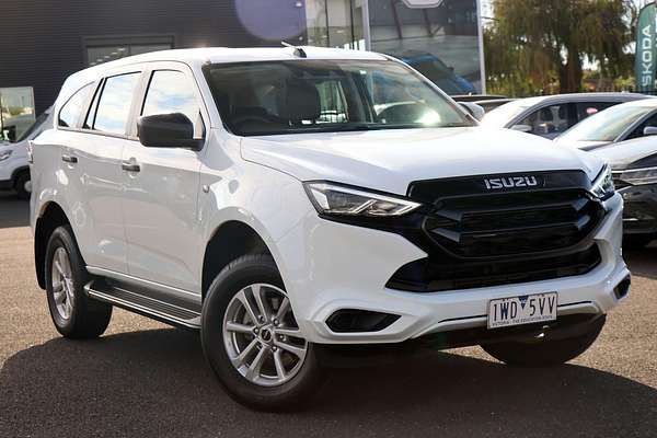 2022 Isuzu MU-X LS-M