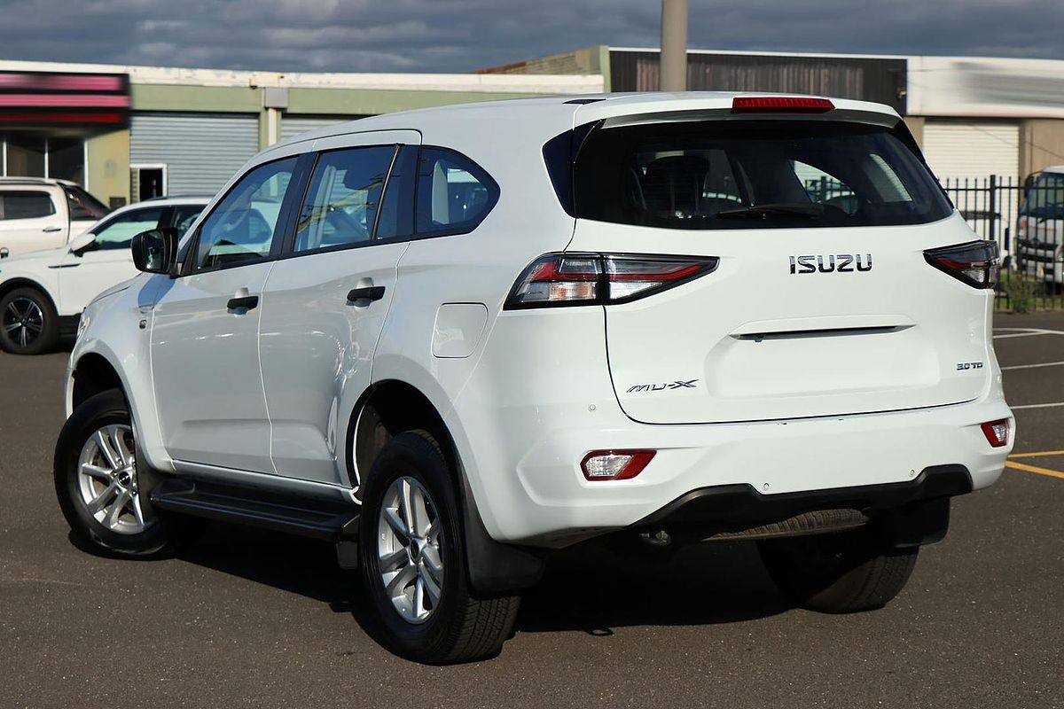 2022 Isuzu MU-X LS-M