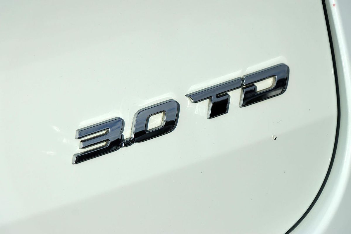 2022 Isuzu MU-X LS-M