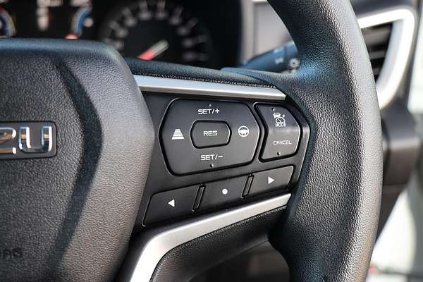 2022 Isuzu MU-X LS-M