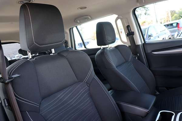 2022 Isuzu MU-X LS-M