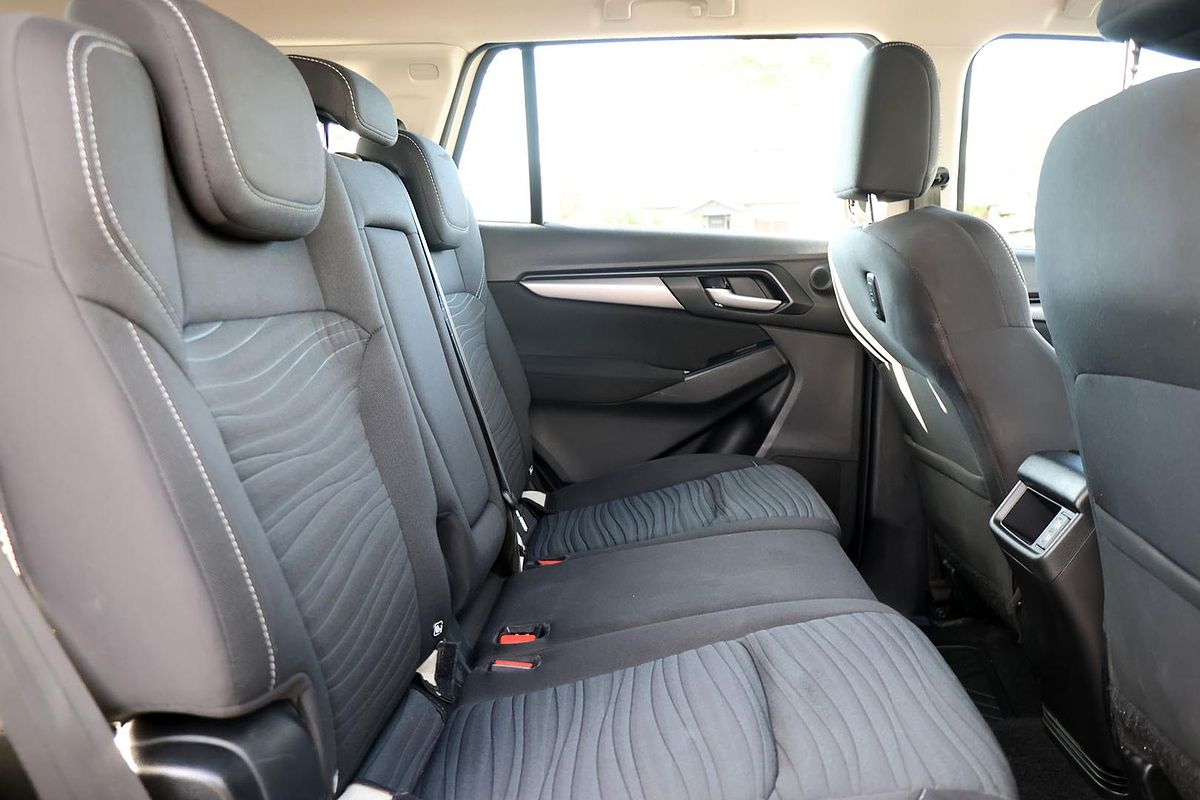 2022 Isuzu MU-X LS-M