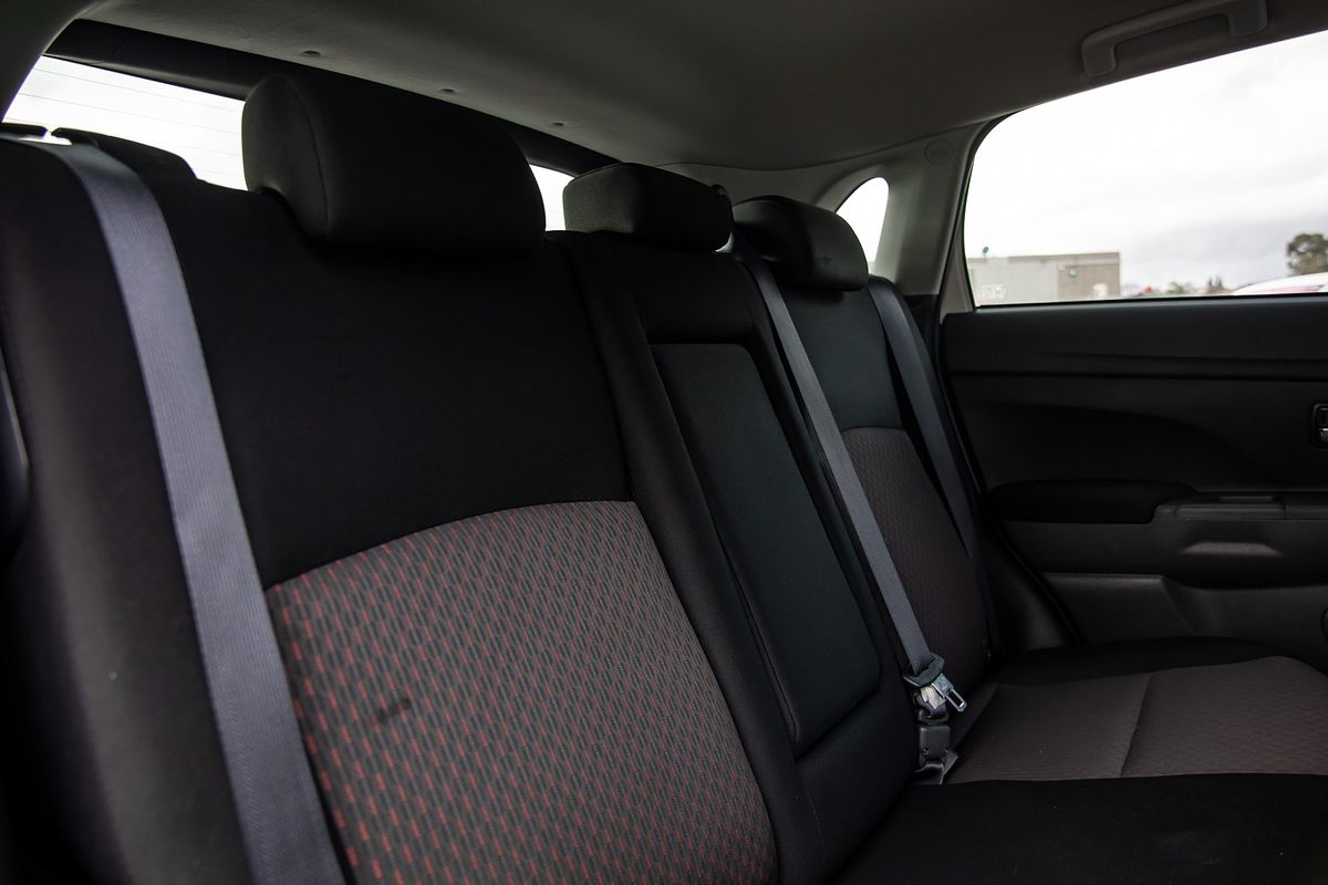 2019 Mitsubishi ASX ES XC