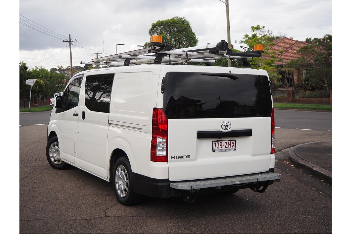 2019 Toyota HIACE LWB GDH300R