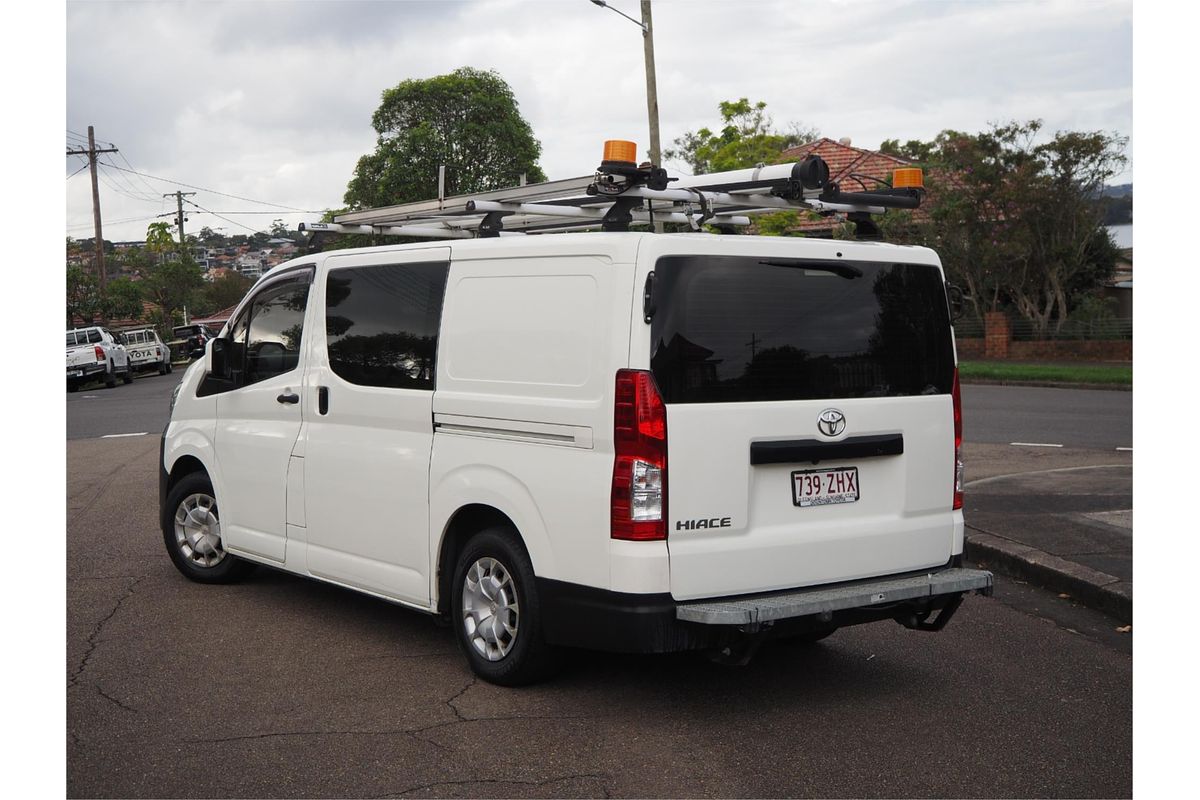 2019 Toyota HIACE LWB GDH300R