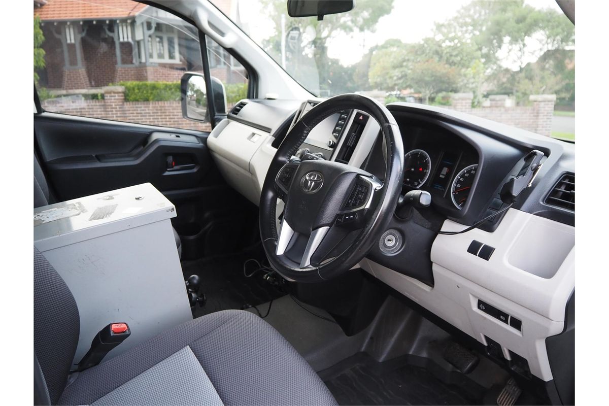 2019 Toyota HIACE LWB GDH300R