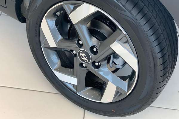 2025 Hyundai Venue Active QX.V5