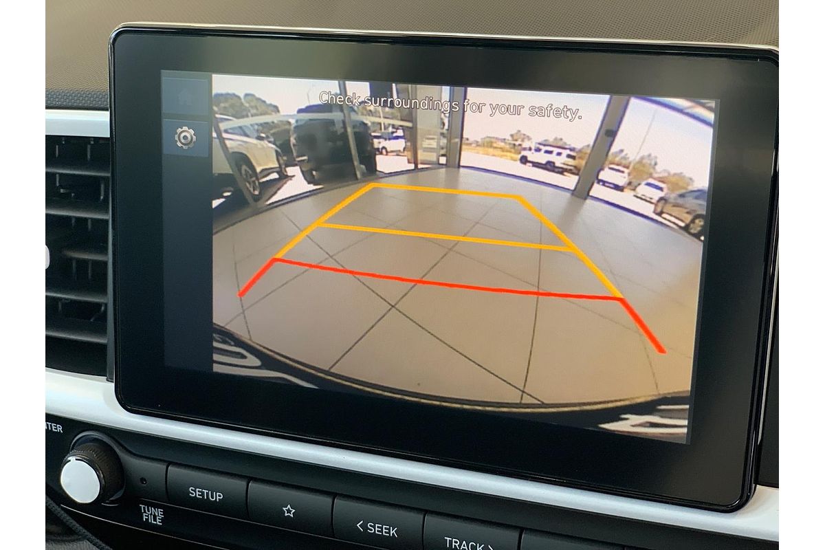 2025 Hyundai Venue Active QX.V5