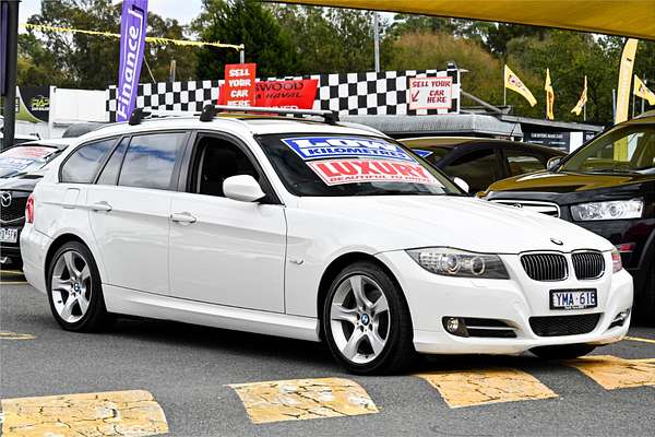2011 BMW 3 Series 320i Lifestyle E91