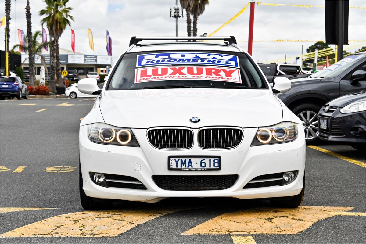 2011 BMW 3 Series 320i Lifestyle E91