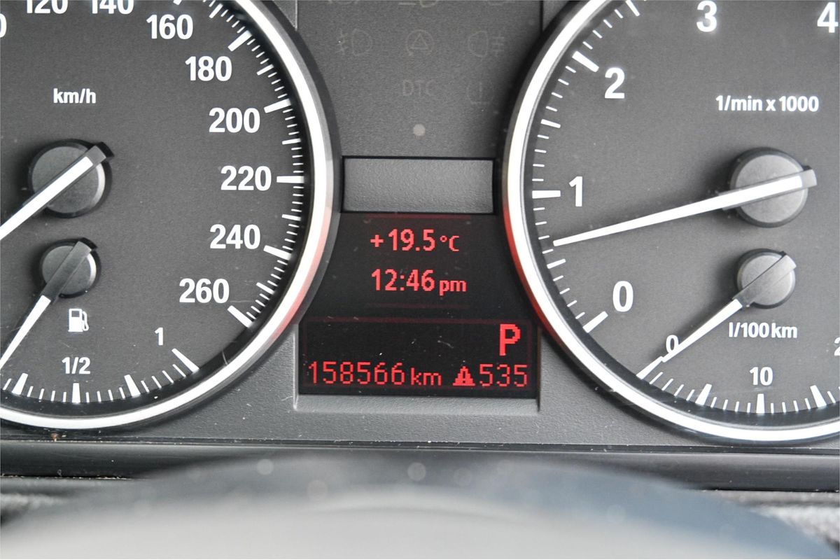 2011 BMW 3 Series 320i Lifestyle E91