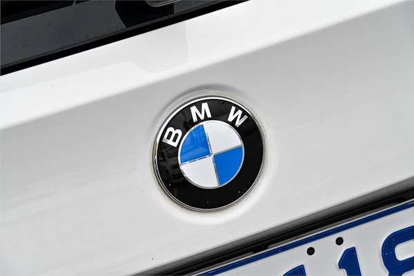 2011 BMW 3 Series 320i Lifestyle E91