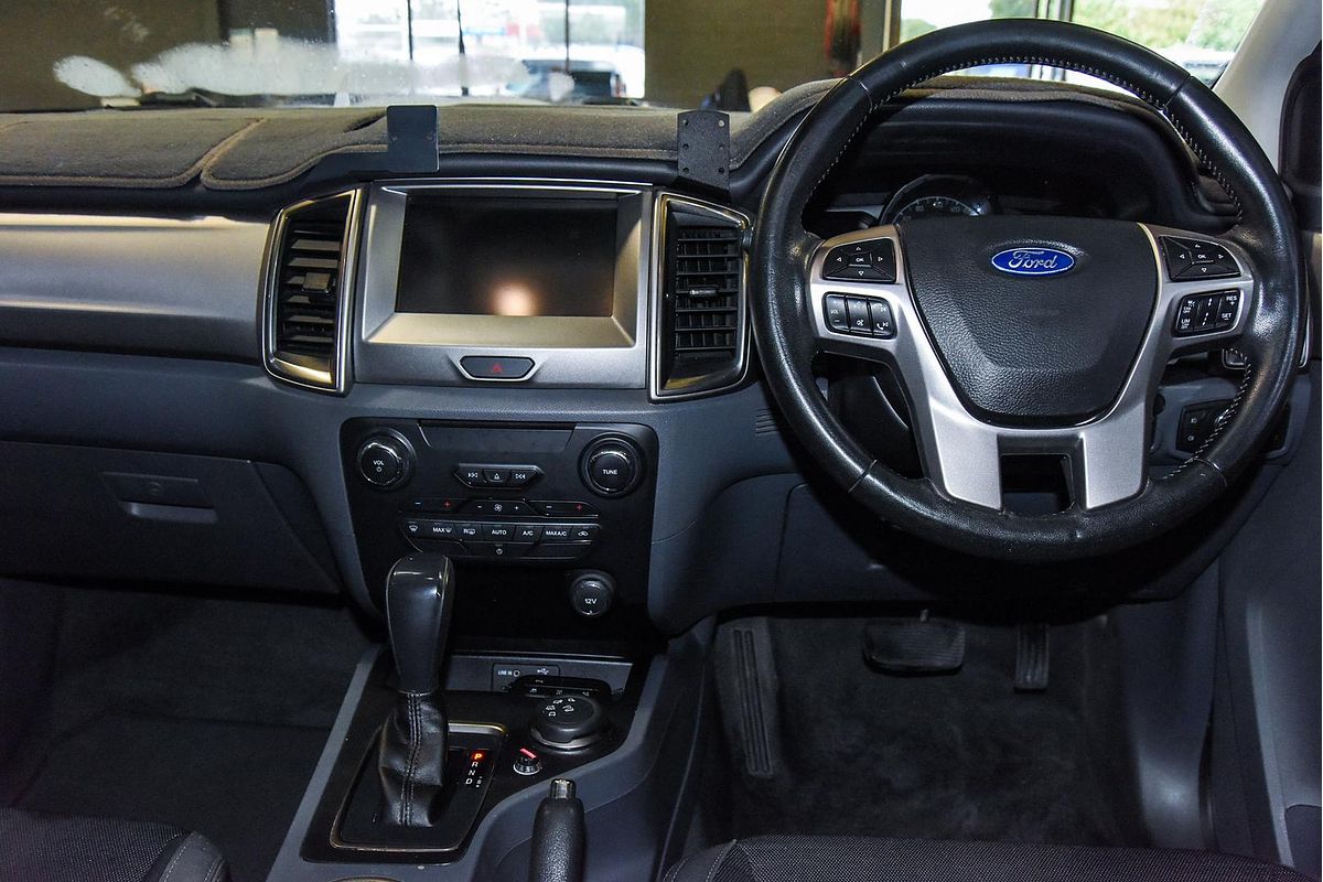 2016 Ford Everest Trend UA
