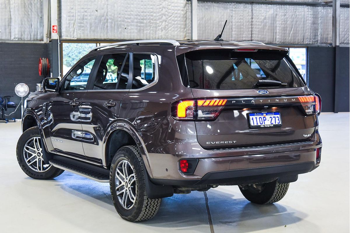 2022 Ford Everest Platinum