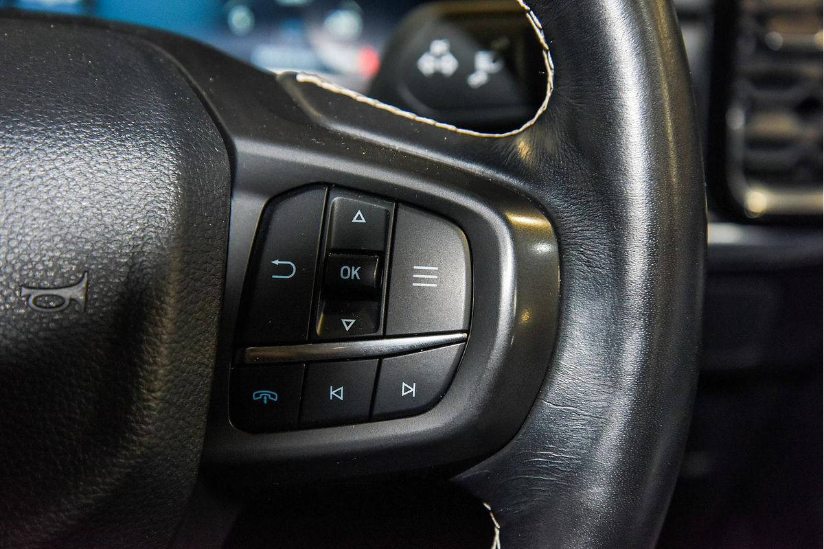 2022 Ford Everest Platinum