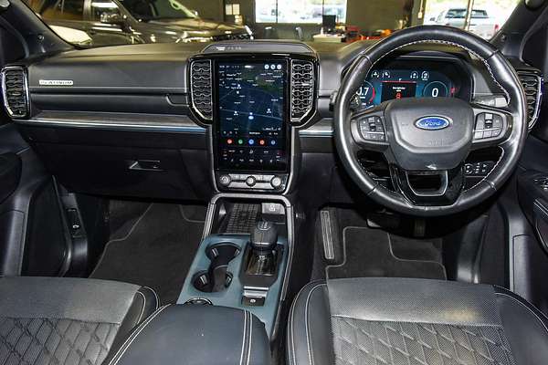 2022 Ford Everest Platinum