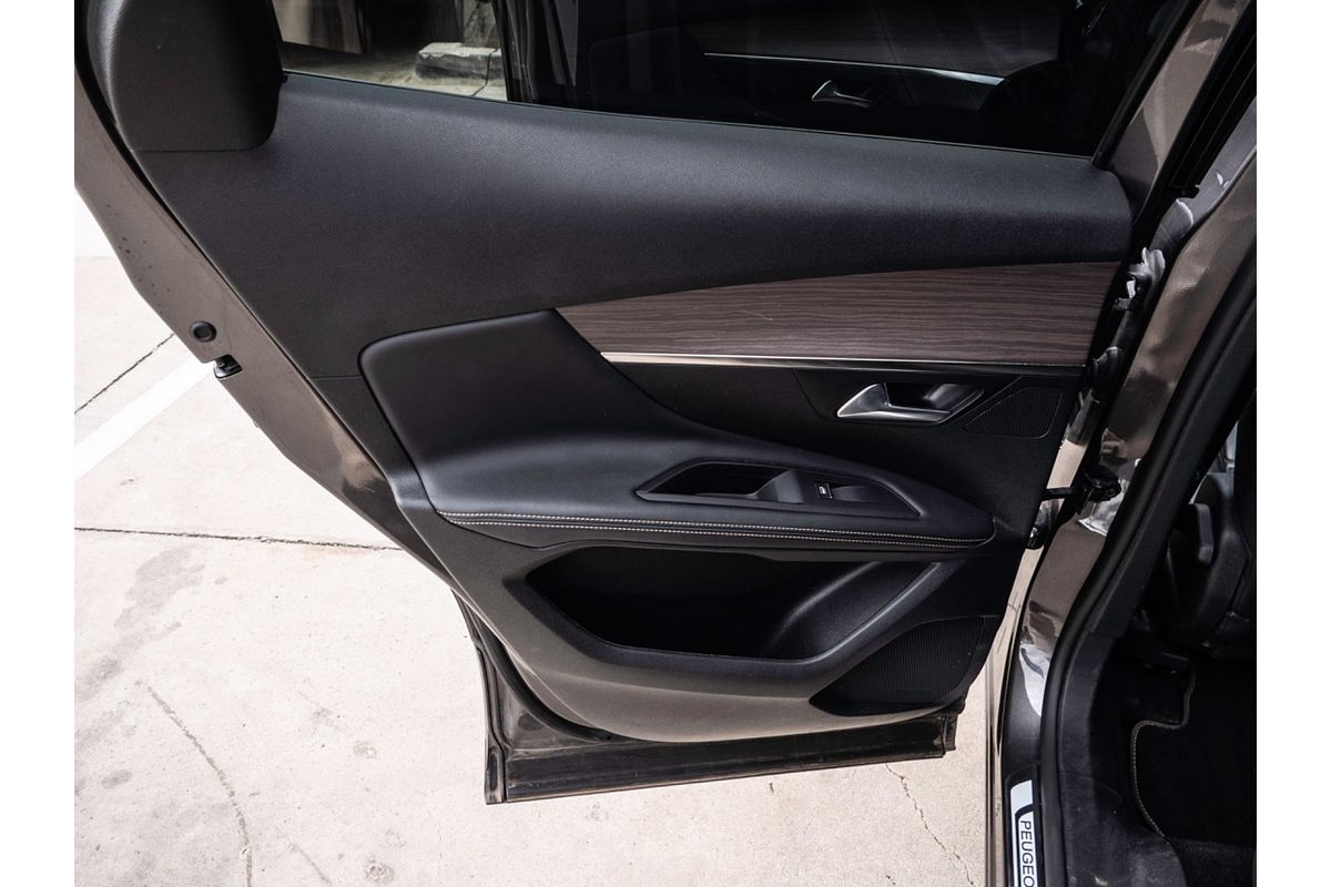 2021 Peugeot 3008 GT P84
