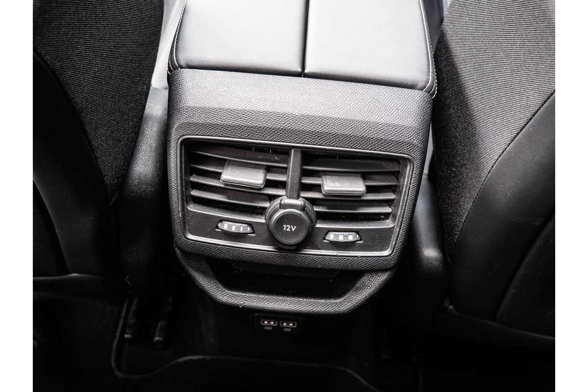 2021 Peugeot 3008 GT P84