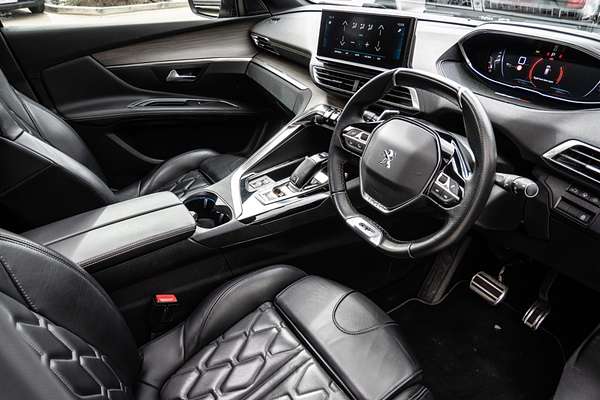 2021 Peugeot 3008 GT P84