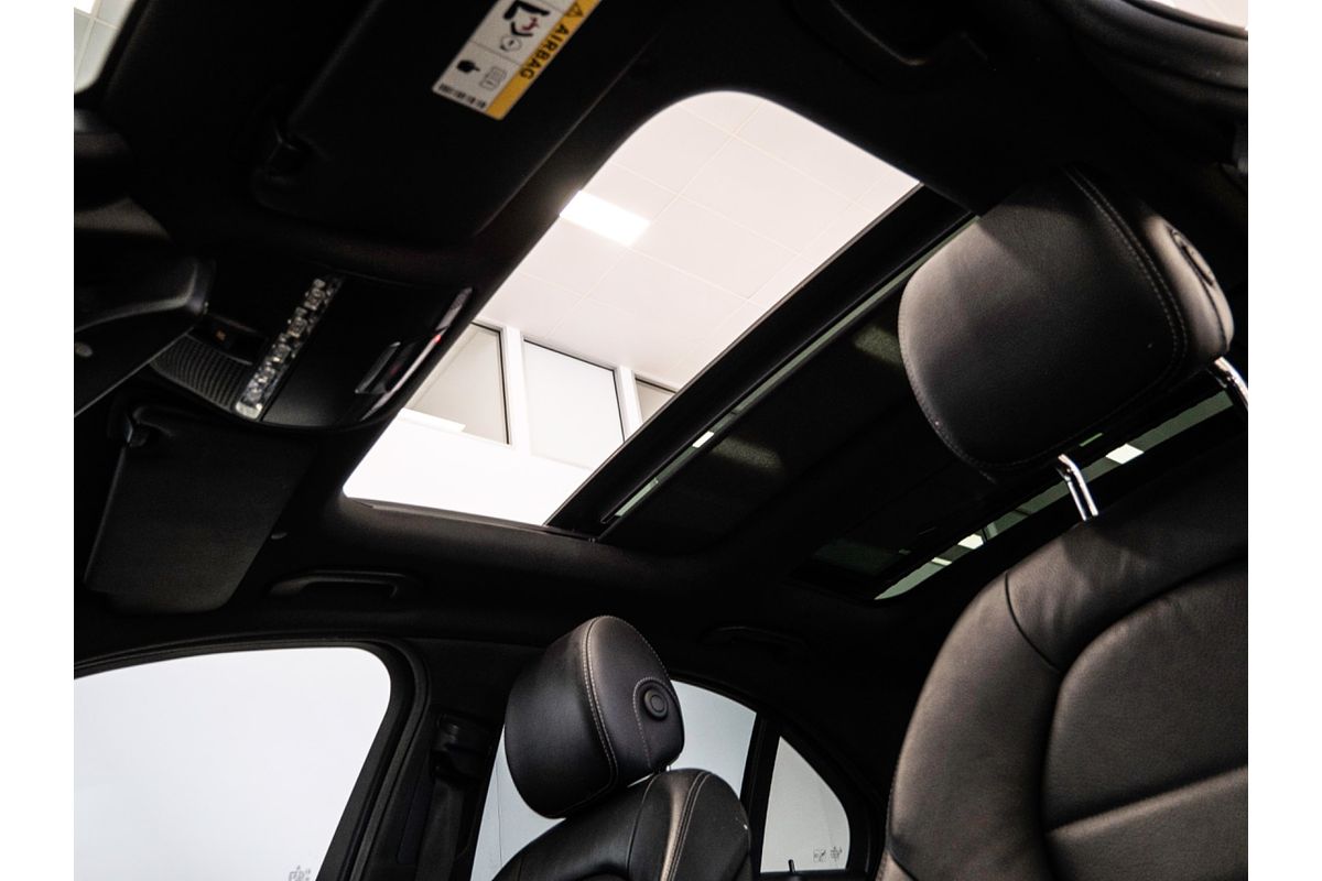 2021 Mercedes-Benz C-Class C300 W205