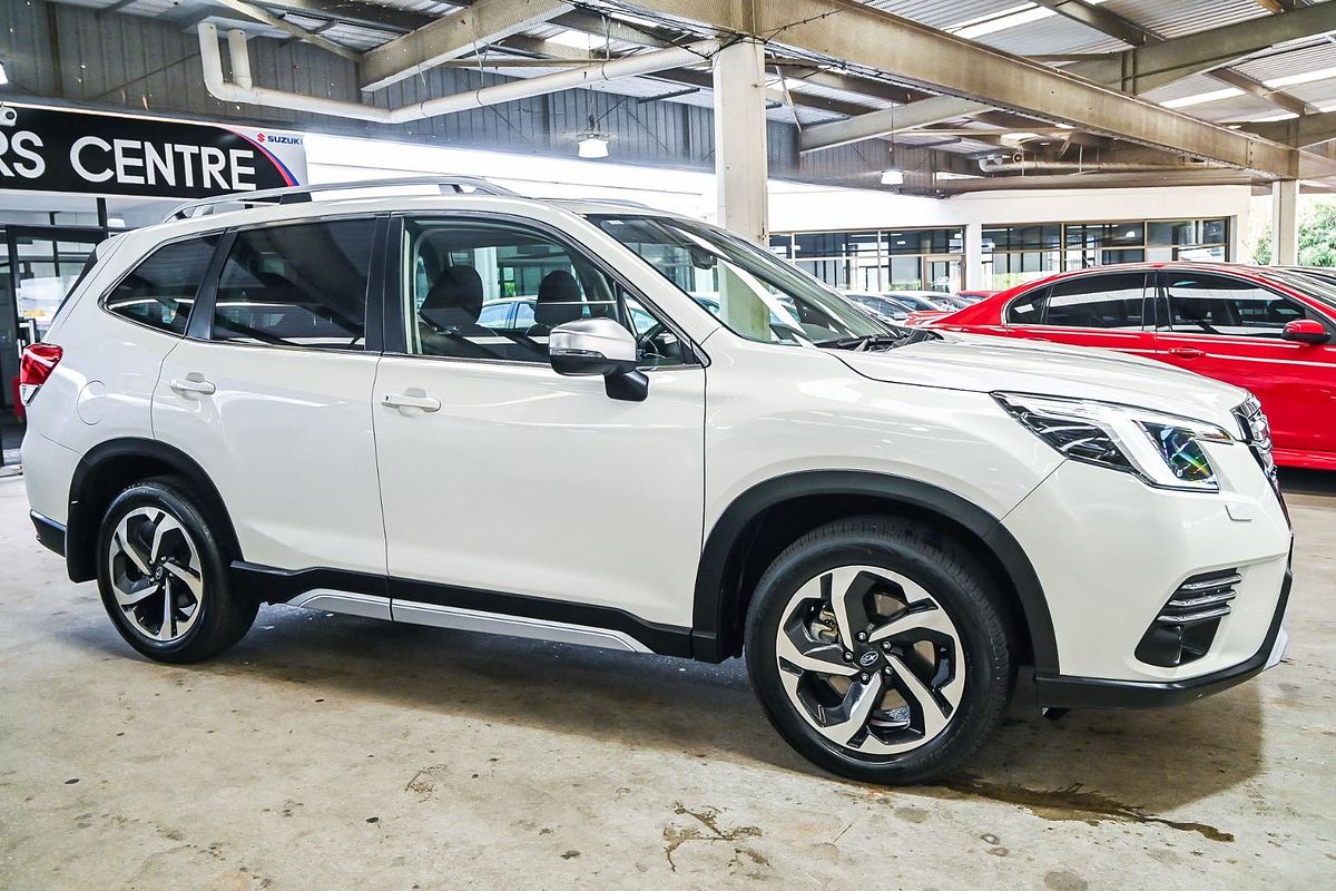 2022 Subaru Forester 2.5i-S S5