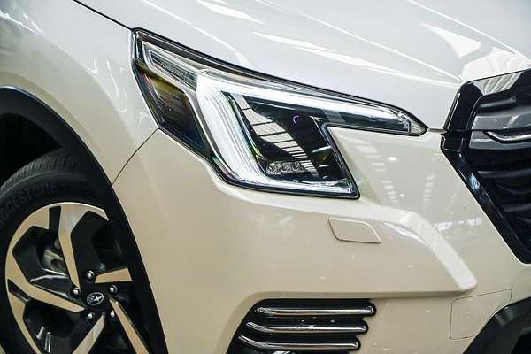 2022 Subaru Forester 2.5i-S S5