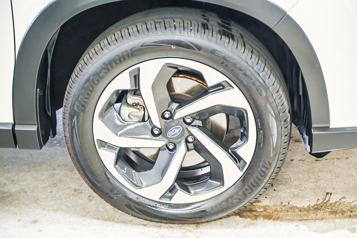 2022 Subaru Forester 2.5i-S S5