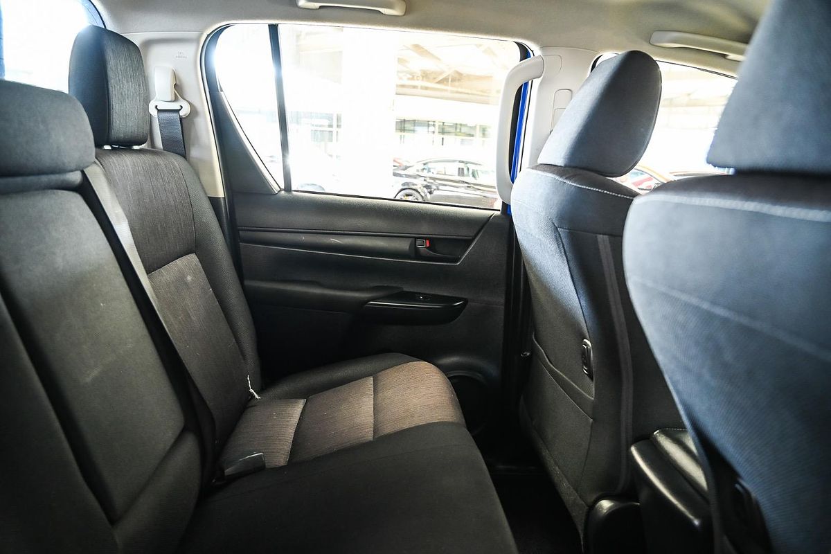 2017 Toyota Hilux SR GUN126R 4X4