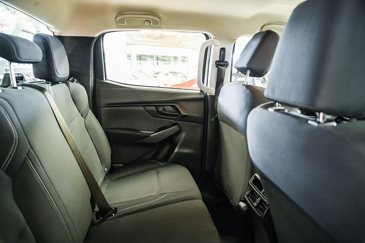 2022 Isuzu D-MAX SX 4X4
