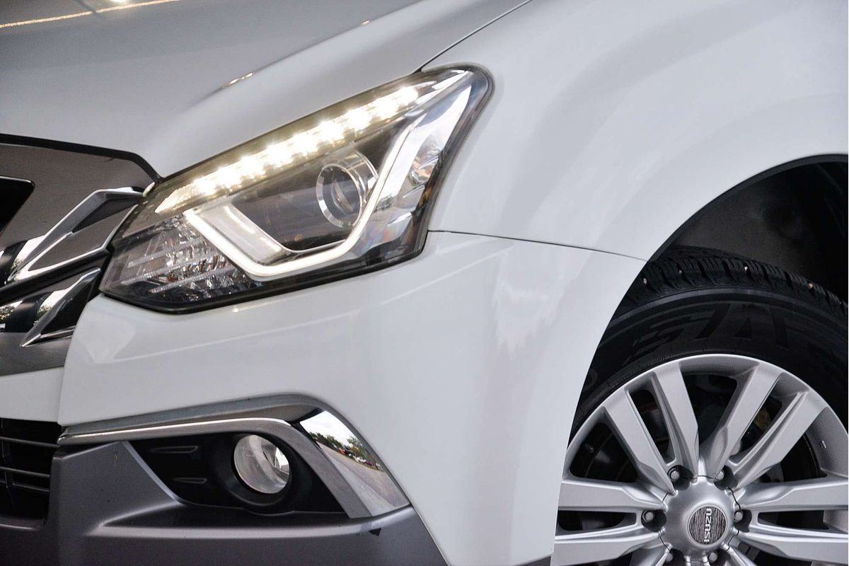 2018 Isuzu MU-X LS-U