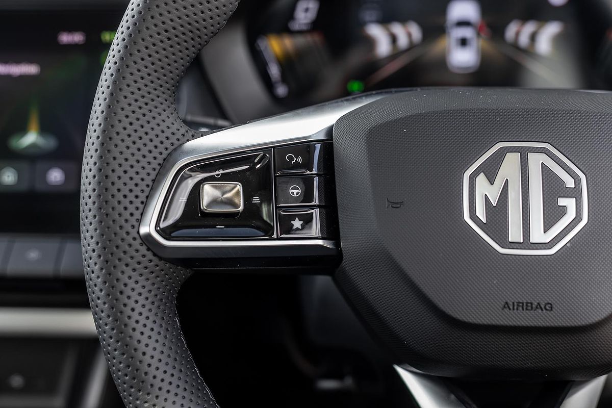 2024 MG ZS Essence Hybrid+ ZS32
