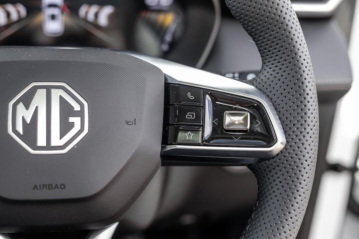 2024 MG ZS Essence Hybrid+ ZS32