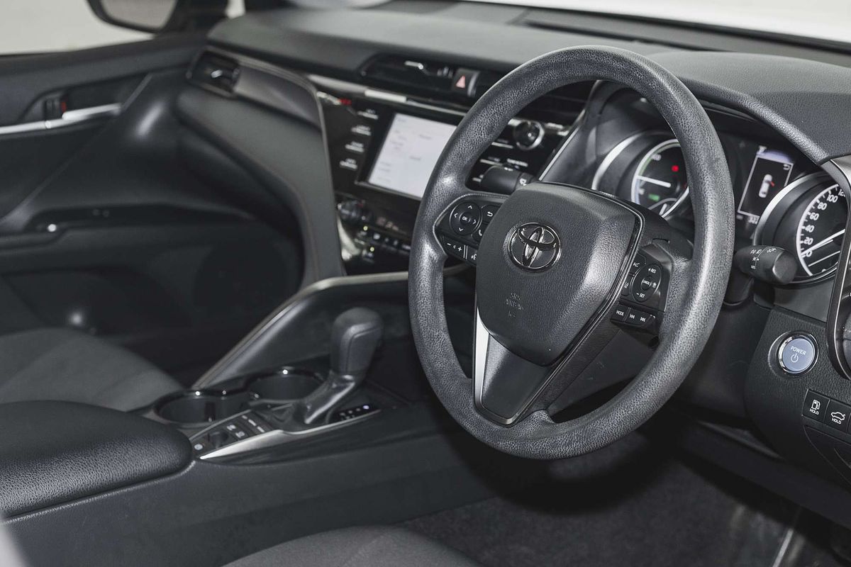 2020 Toyota Camry Ascent AXVH71R