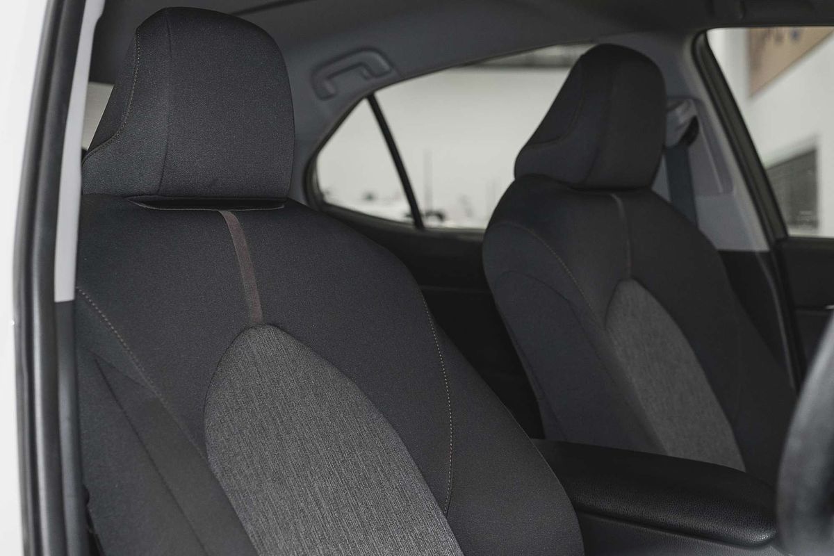2020 Toyota Camry Ascent AXVH71R